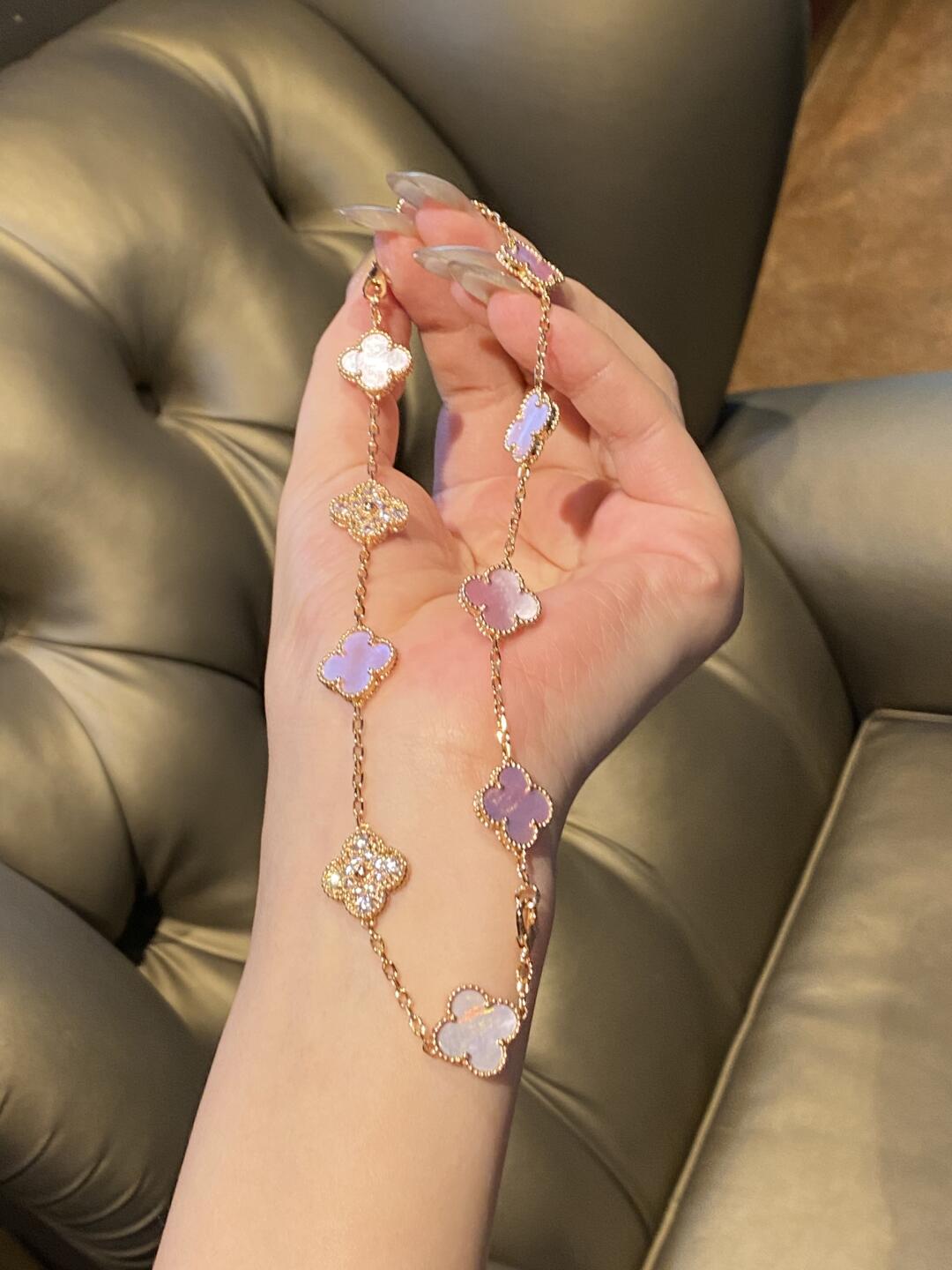 [Noble Aura jewelry]CLOVER 10 MOTIFS DIAMOND PINK MOP NECKLACE