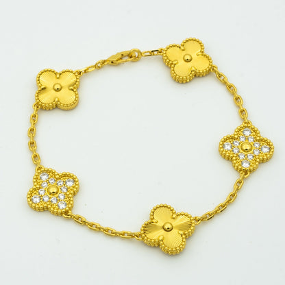 [Noble Aura jewelry] CLASH & Clover Laser 5-Motif & LOVE Brushed Bracelet Stack Set