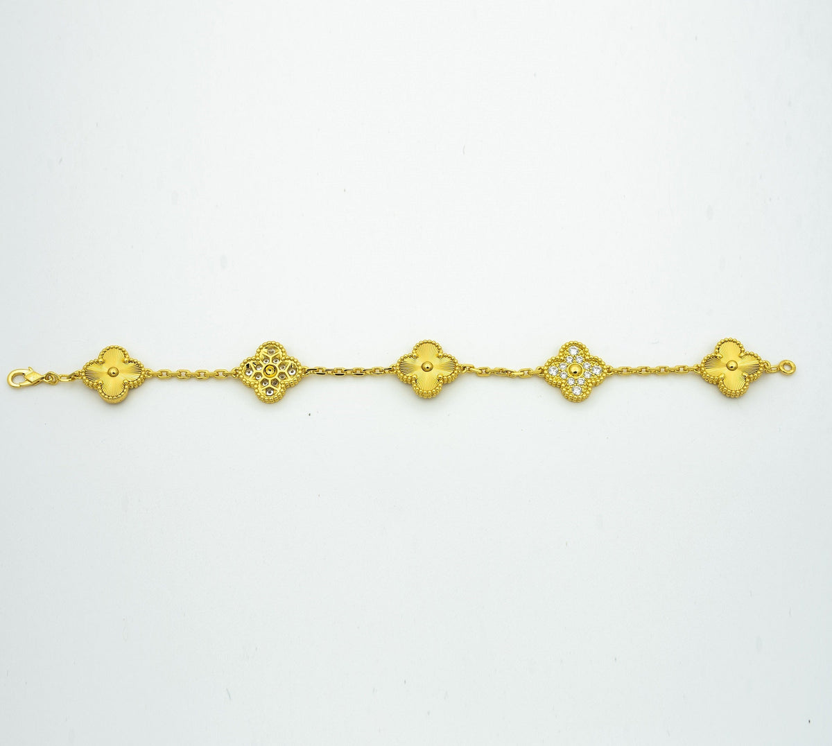 [Noble Aura jewelry] CLASH & Clover Laser 5-Motif & LOVE Brushed Bracelet Stack Set