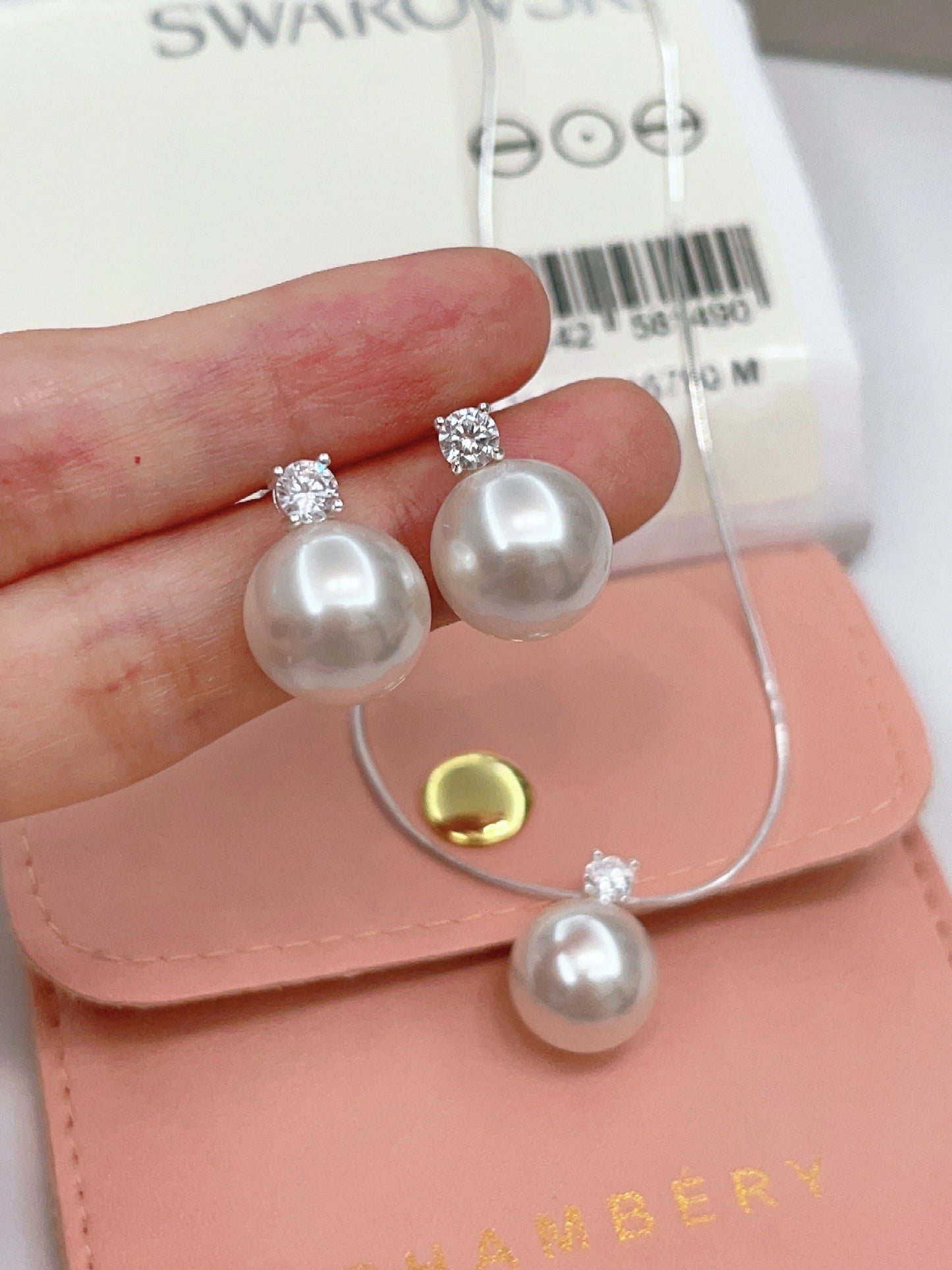 Diana Pearl Ear Stud