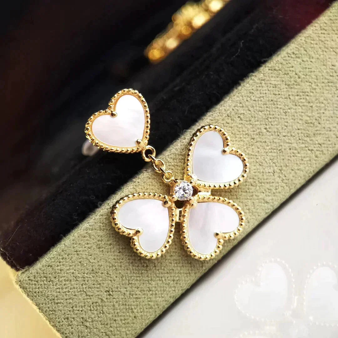 [Noble Aura jewelry]CLOVER SWEET WHITE MOP EARRINGS