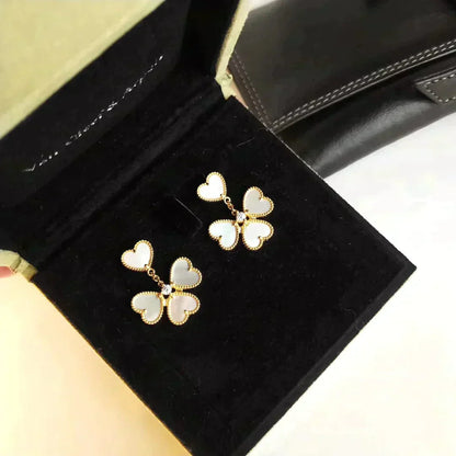[Noble Aura jewelry]CLOVER SWEET WHITE MOP EARRINGS