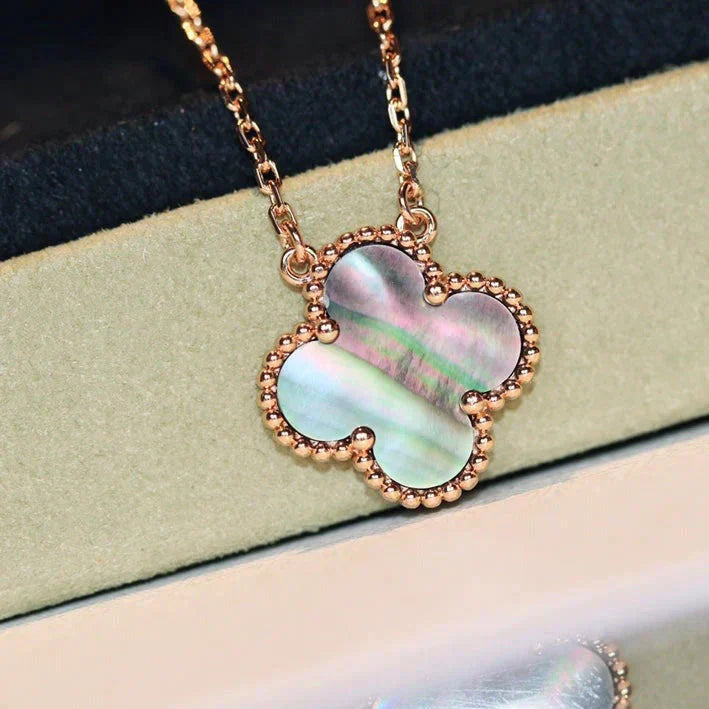[Noble Aura jewelry]CLOVER 15MM  GRAY MOTHER OF PEARL NECKLACE