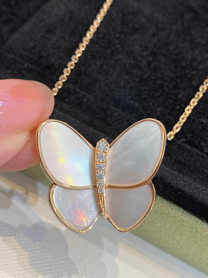[Noble Aura jewelry]BUTTERFLY GOLD MOP DIAMOND NECKLACE