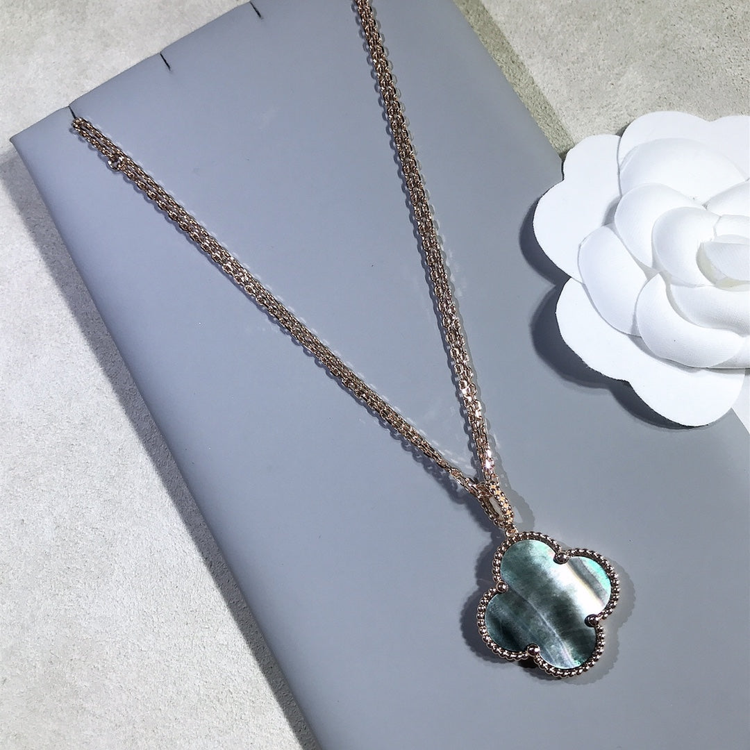 [Noble Aura jewelry]CLOVER 25MM GOLD DARK MOP BIG CLOVER NECKLACE