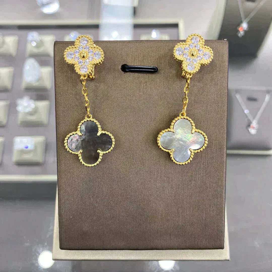 [Noble Aura jewelry]CLOVER  2 MOTIFS  DIAMOND  EARRINGS (MULTIPLE CHOICESç´