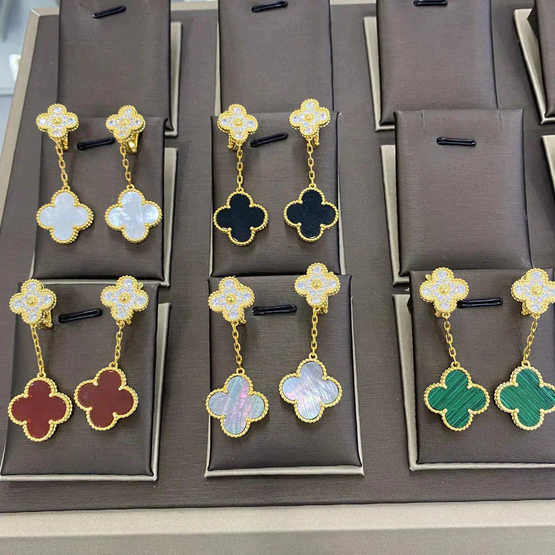 [Noble Aura jewelry]CLOVER  2 MOTIFS  DIAMOND  EARRINGS (MULTIPLE CHOICESç´