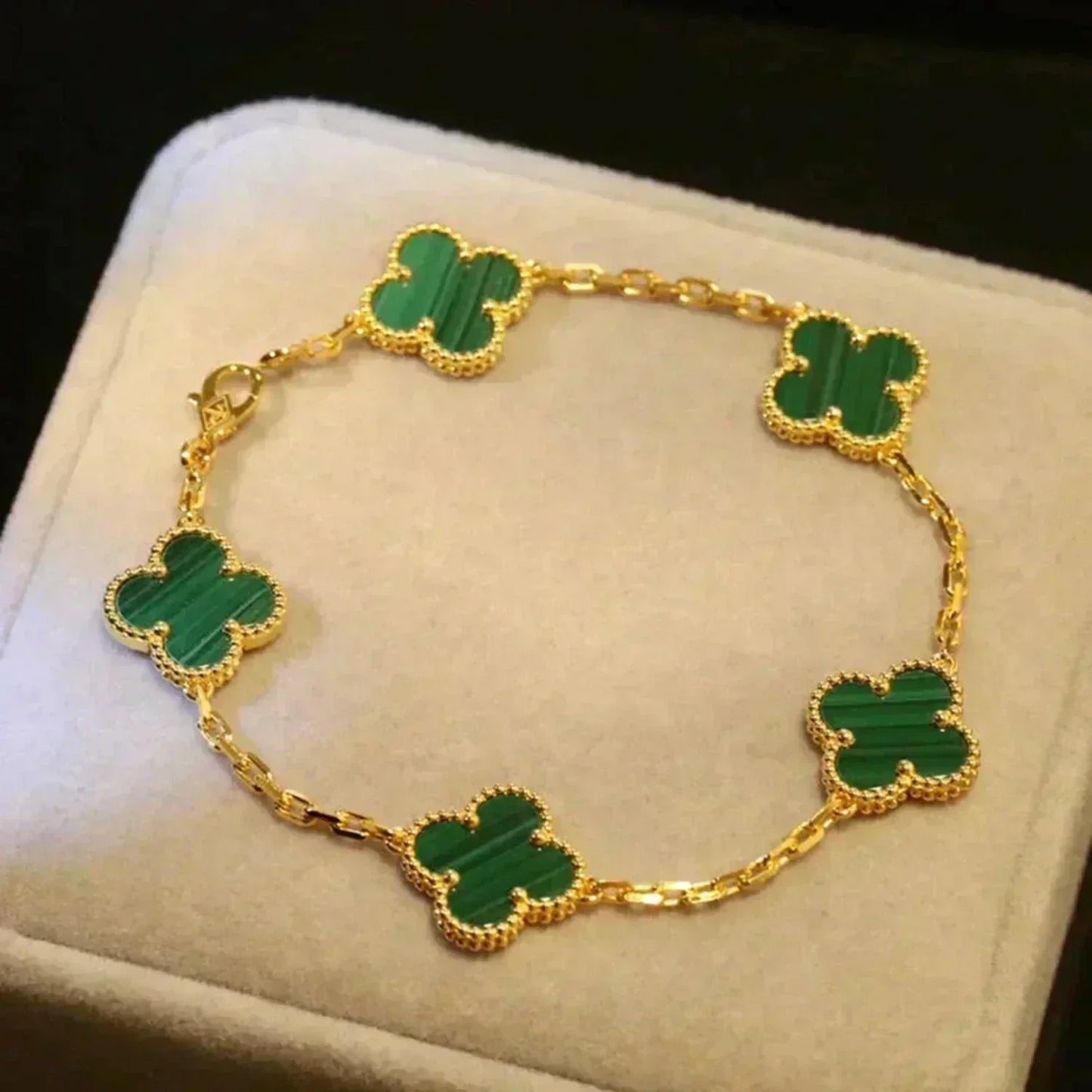 [Noble Aura jewelry] CLOVER 5 MOTIF MALACHITE BRACELET COLLECTION