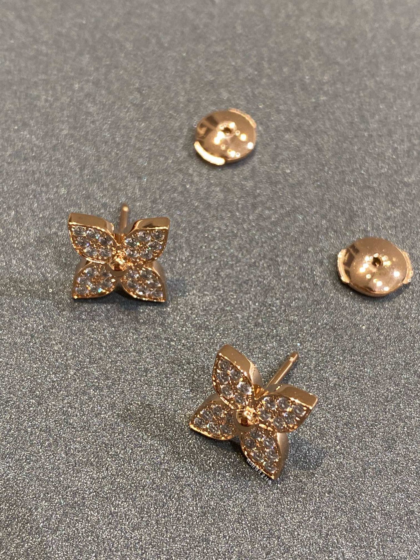 [Noble Aura jewelry]STAR DIAMOND EARRINGS