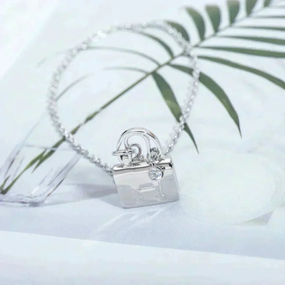 [Noble Aura jewelry]AMULETTE PEDANT SILVER NECKLACE