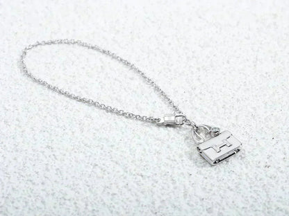 [Noble Aura jewelry]AMULETTE PEDANT SILVER NECKLACE