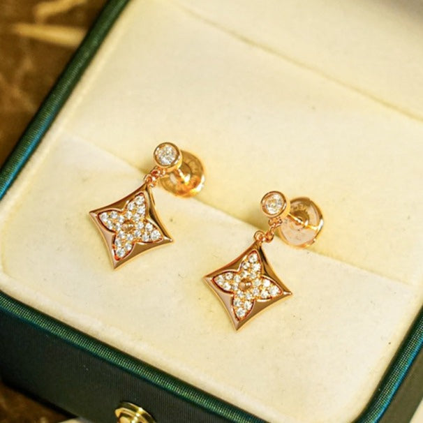 [Noble Aura jewelry]STAR DIAMONDS EARRINGS GOLD