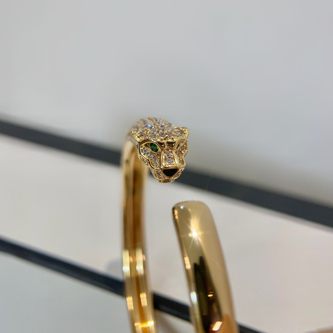 [Noble Aura jewelry]PANTHERE GOLD DIAMOND OPEN BRACELET