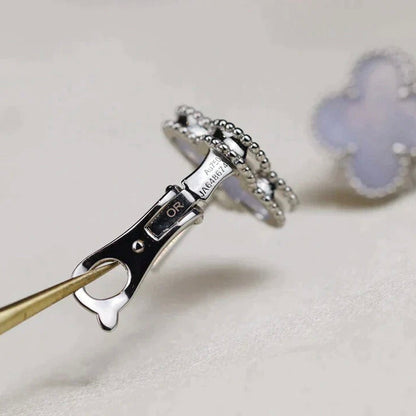 [Noble Aura jewelry]CLOVER MEDIUM 1 MOTIFS  WHITE MOP EARRINGS SILVER