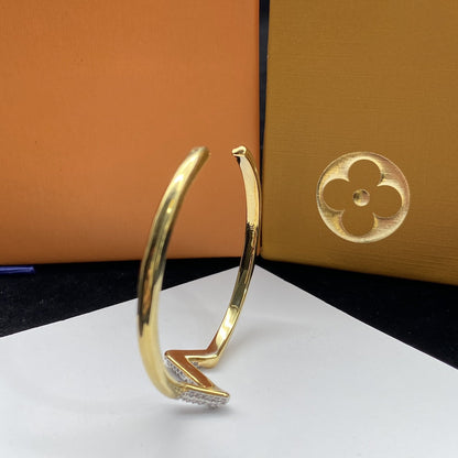 [Noble Aura jewelry]VOLTE UPSITE DOWN DIAMOND GOLD OPEN BRACELET