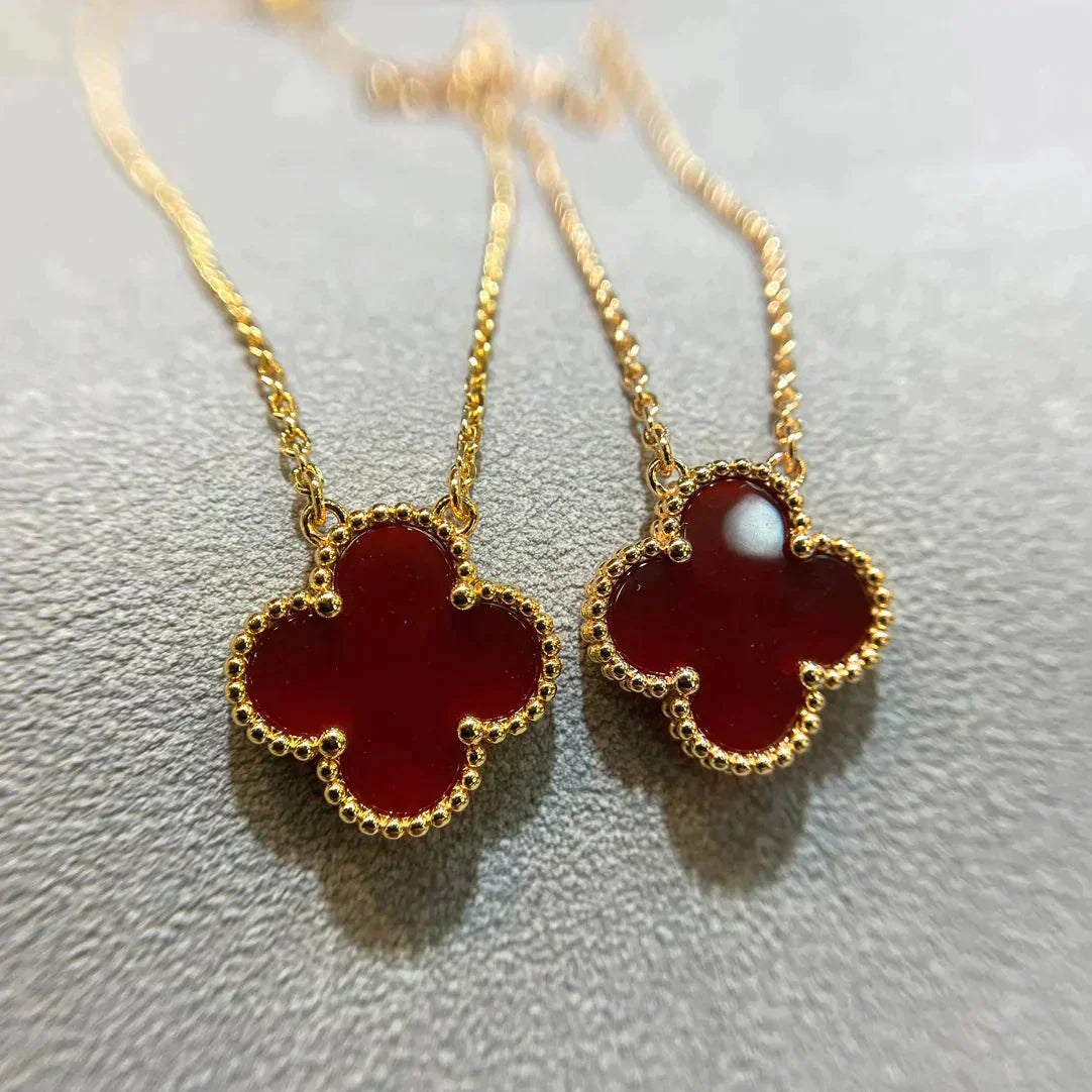 [Noble Aura jewelry]CLOVER 15MM CARNELIAN SINGLE FLOWER NECKLACE