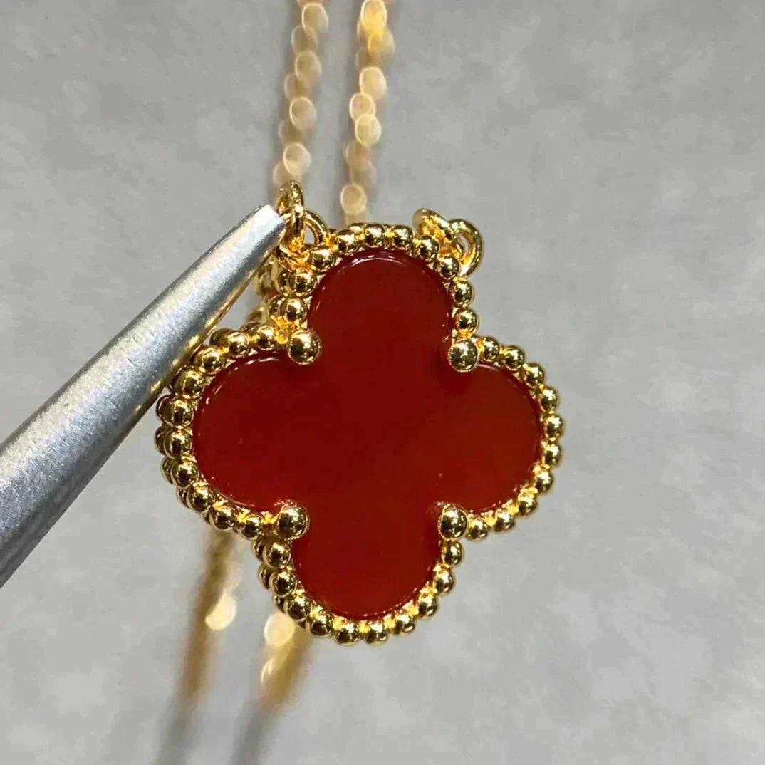 [Noble Aura jewelry]CLOVER 15MM CARNELIAN SINGLE FLOWER NECKLACE
