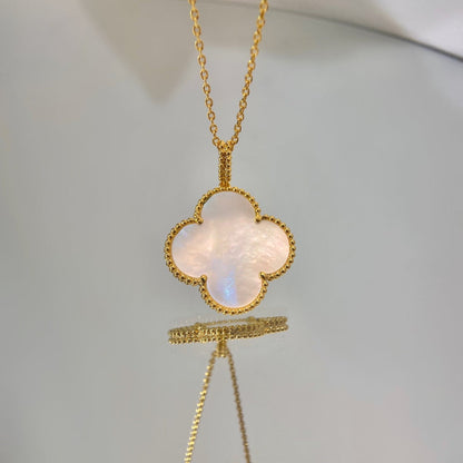 [Noble Aura jewelry]CLOVER 25MM MOP LARGE PENDANT NECKLACE