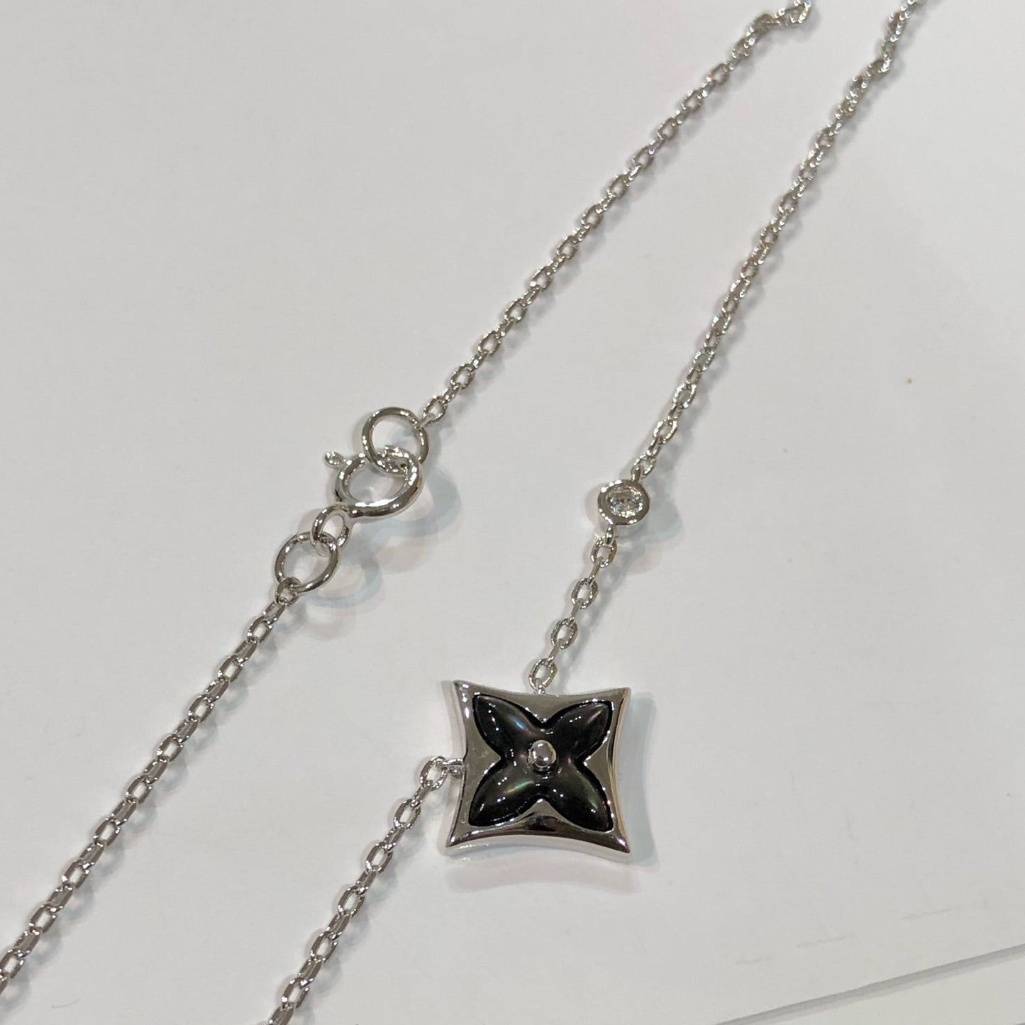 [Noble Aura jewelry]STAR BLACK MOP NECKLACE