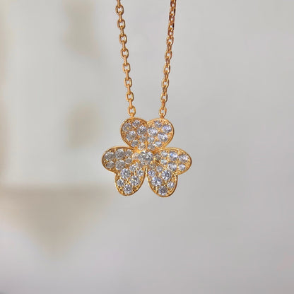 [Noble Aura jewelry]FLOWER DIAMOND NECKLACE