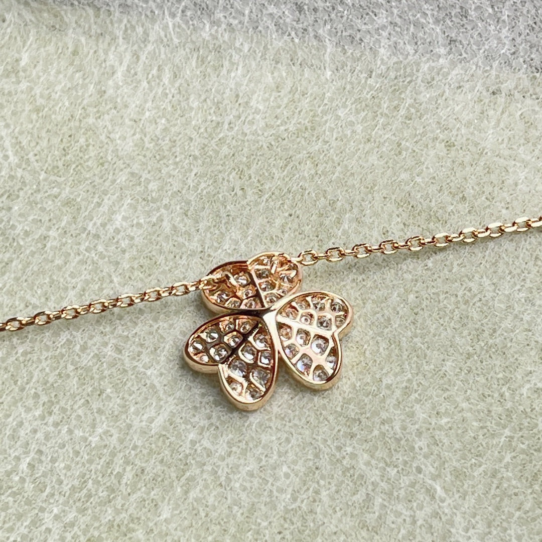 [Noble Aura jewelry]FLOWER DIAMOND NECKLACE