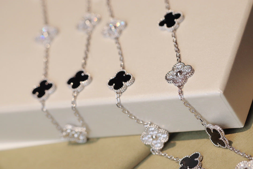[Noble Aura jewelry]CLOVER 20 MOTIFS ONYX DIAMOND SILVER
