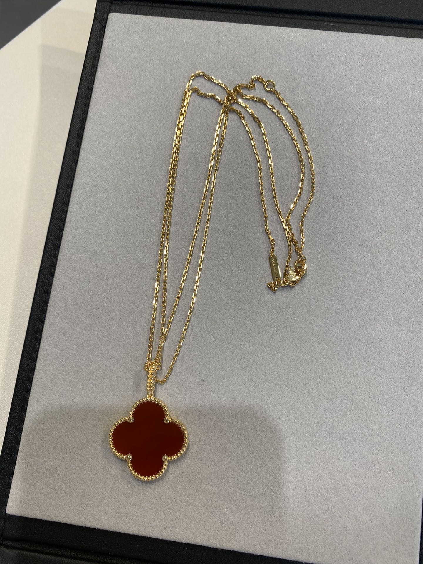 [Noble Aura jewelry]CLOVER 25MM NECKLACE GOLD CARNELIAN