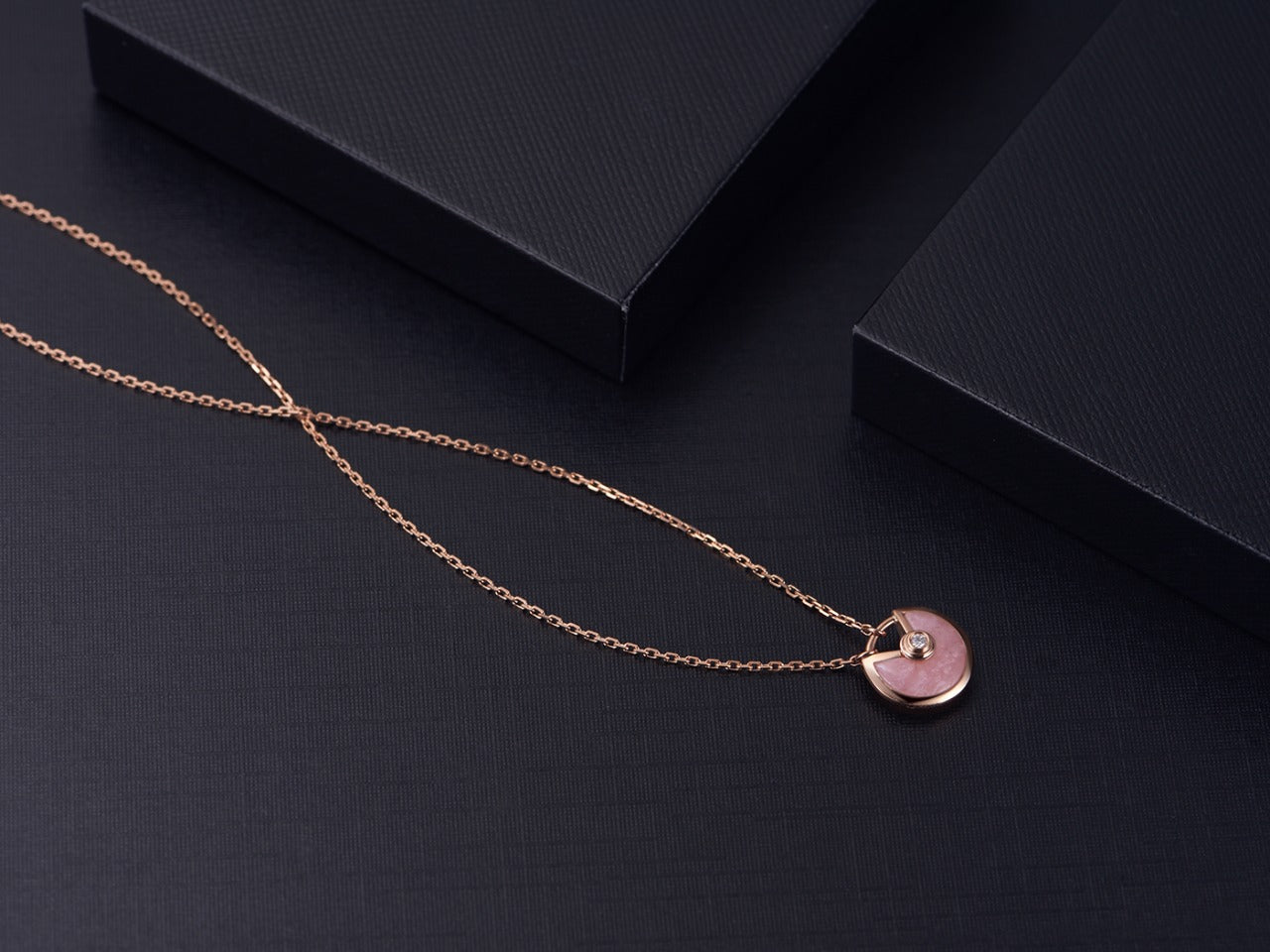 [Noble Aura jewelry]AMULETTE ROSE GOLD PINK MOP NECKLACE
