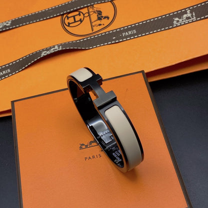 [Noble Aura jewelry]H BRACELET 12MM BLACK BEIGE CERAMIC