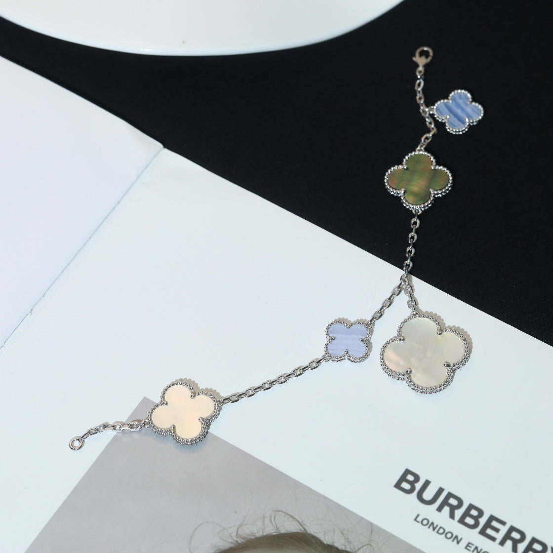 [Noble Aura jewelry]CLOVER BRACELET 5 MOTIFS MOP CHALCEDONY SILVER