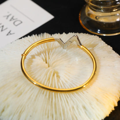 [Noble Aura jewelry]VOLTE UPSITE DOWN GOLD DIAMOND BRACELET