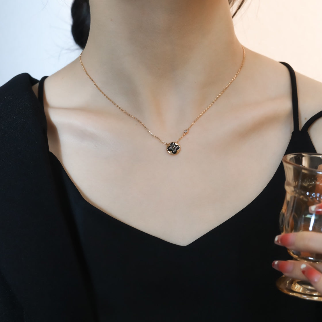 [Noble Aura jewelry]SUN PEDANT PINK GOLD 1 DIAMOND NECKLACE