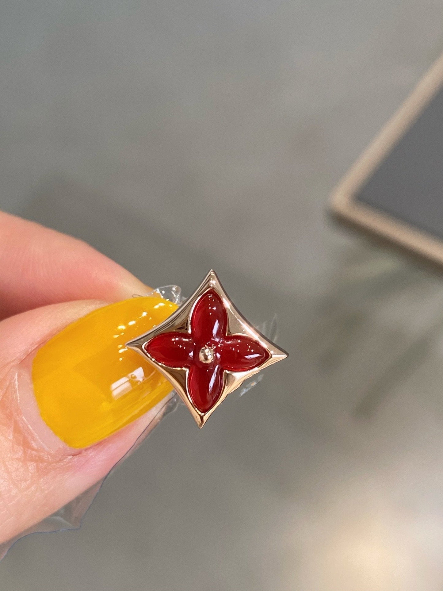 [Noble Aura jewelry]STAR AND SUN PINK GOLD CARNELIAN STUD EARRINGS