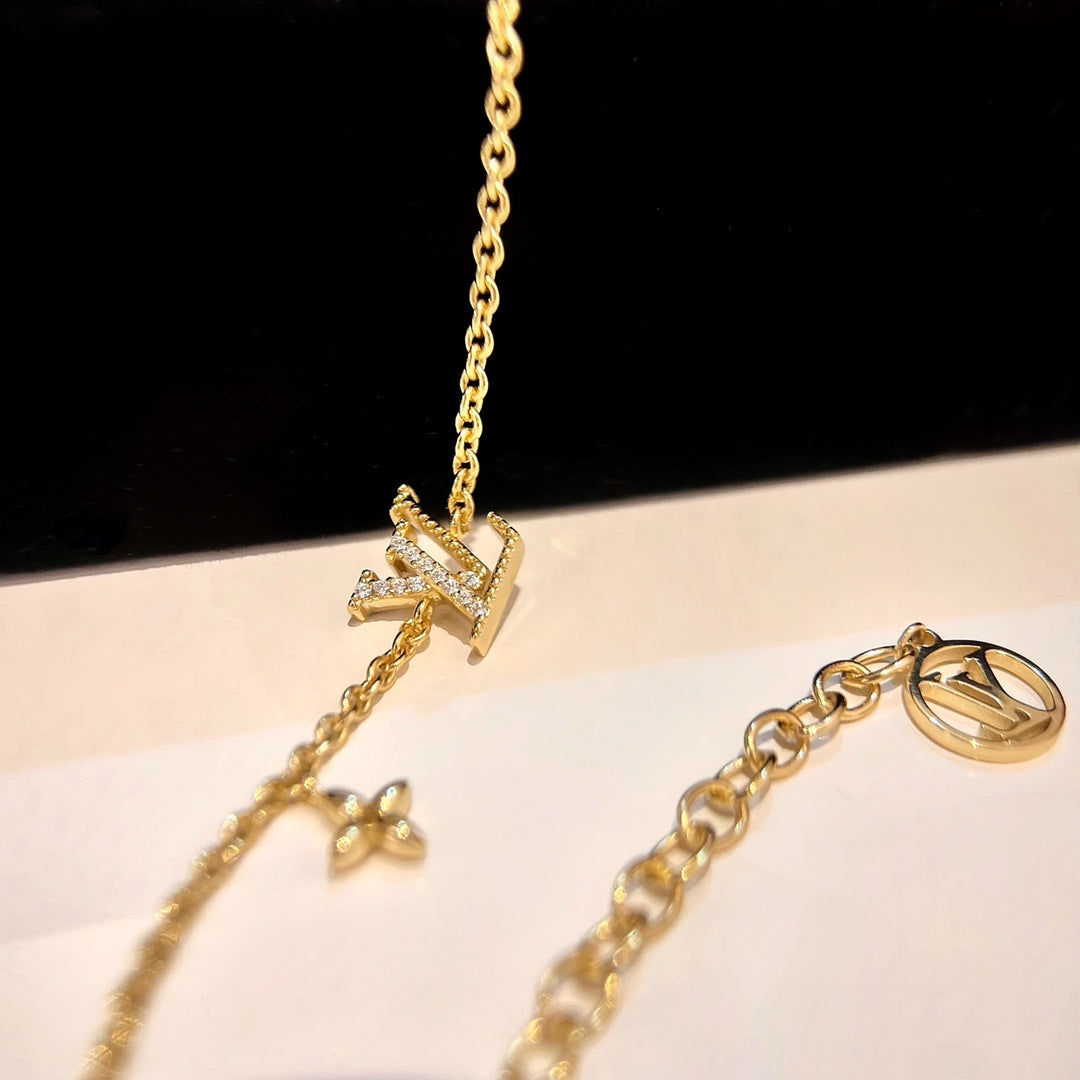 [Noble Aura jewelry]LOGO STAR MOTIF GOLD BRACELET