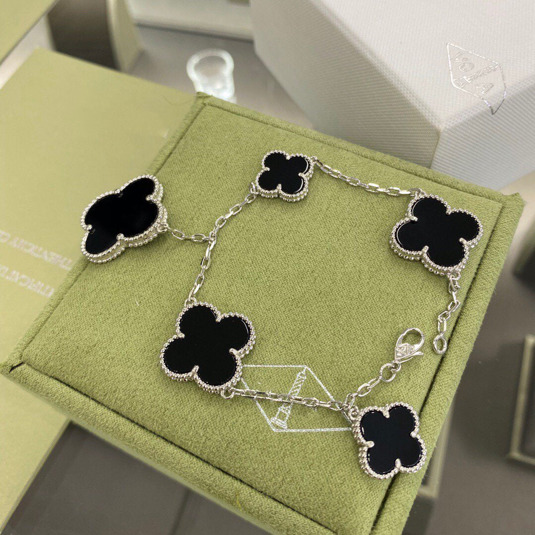 [Noble Aura jewelry]CLOVER 5 MOTIFS SIVLER ONYX BRACELET