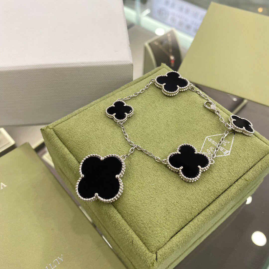 [Noble Aura jewelry]CLOVER 5 MOTIFS SIVLER ONYX BRACELET