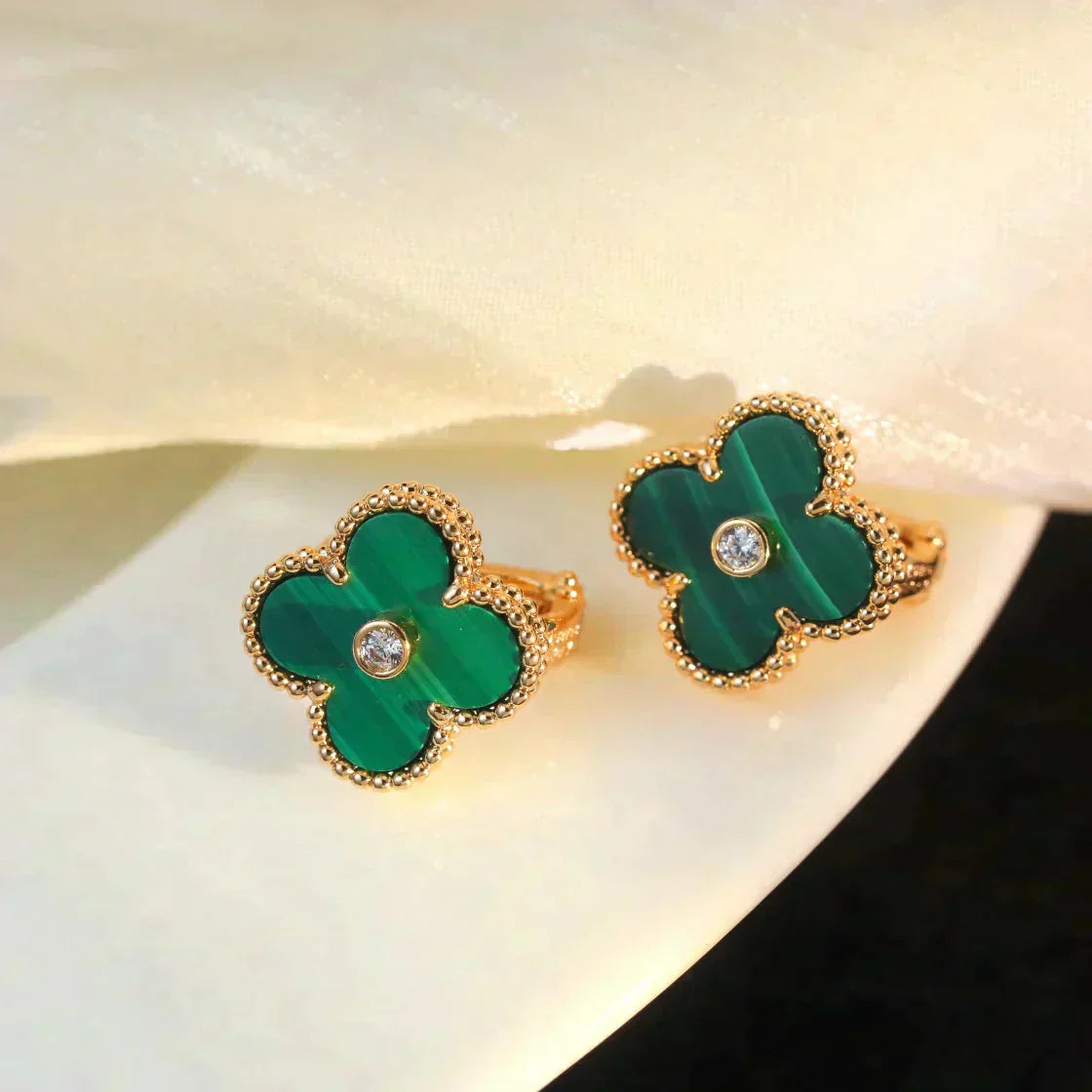 [Noble Aura jewelry]CLOVER MEDIUM 1 MOTIFS MALACHITE DIAMOND EARRINGS