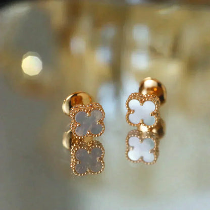 [Noble Aura jewelry]CLOVER MINI 9.5MM WHITE MOP EARRINGS