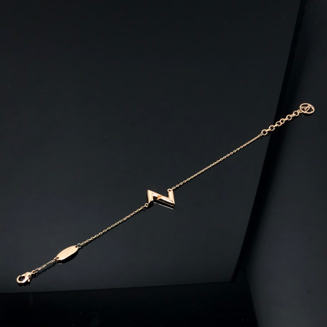 [Noble Aura jewelry]VOLT LV LOGO BRACELET