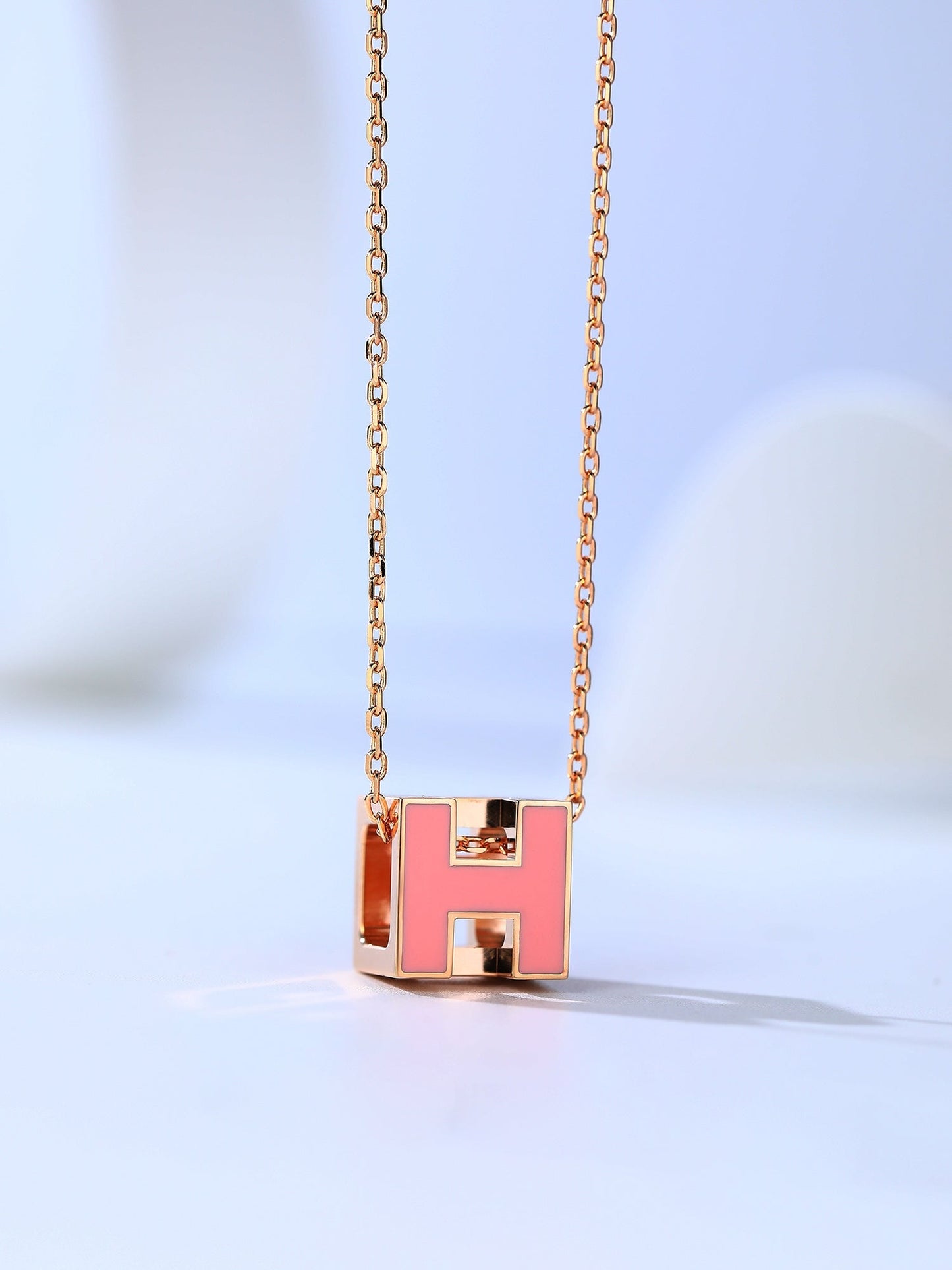 [Noble Aura jewelry]H CAGE PINK GOLD NECKLACE