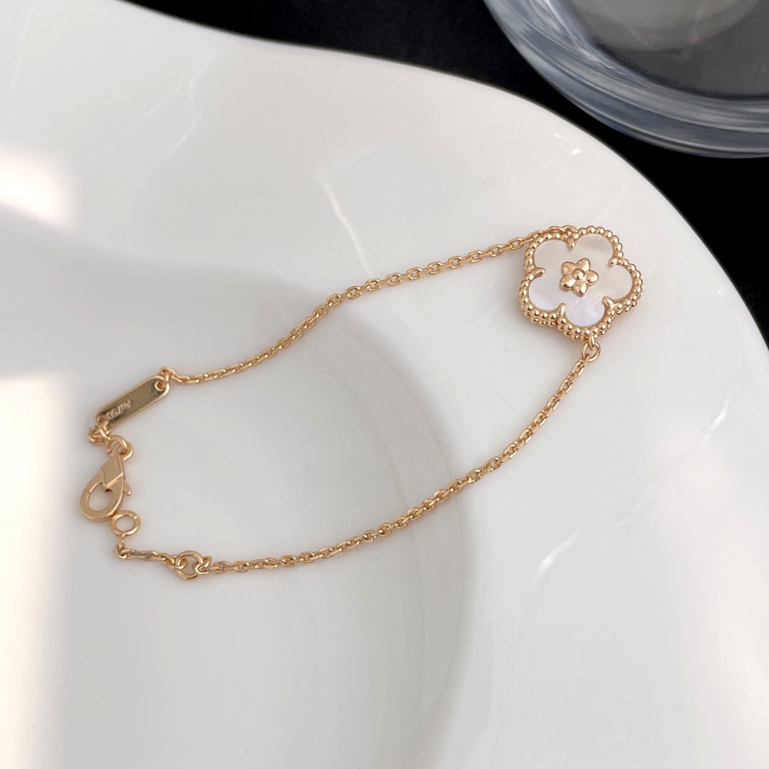 [Noble Aura jewelry]LUCKY SPRING ROSE GOLD MOP BRACELET