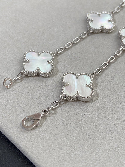 [Noble Aura jewelry]CLOVER WHITE PEARL MOP 5 MOTIF BRACELET COLLECTION