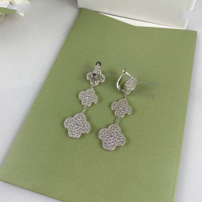 [Noble Aura jewelry]CLOVER 3 MOTIF DIAMOND SILVER DROP EARRINGS