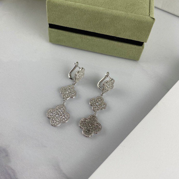 [Noble Aura jewelry]CLOVER 3 MOTIF DIAMOND SILVER DROP EARRINGS