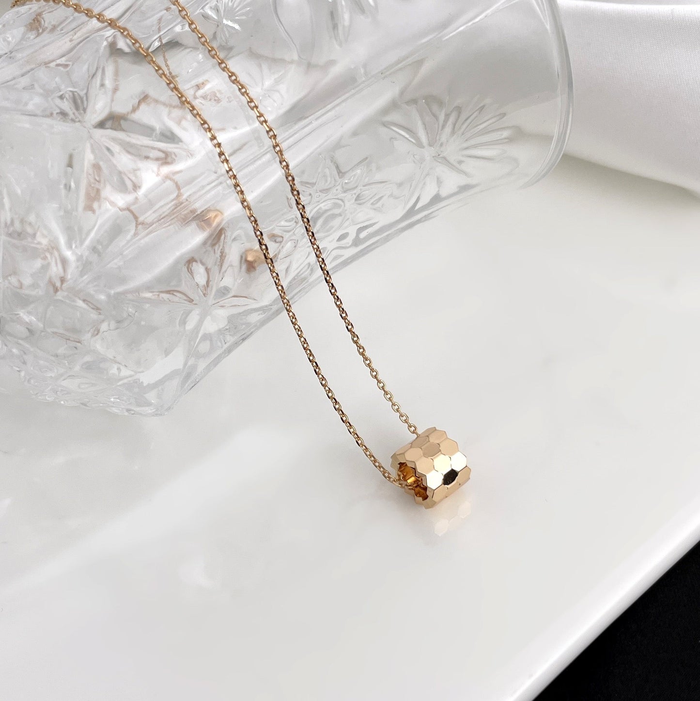 [Noble Aura jewelry]BEE MINI NECKLACE