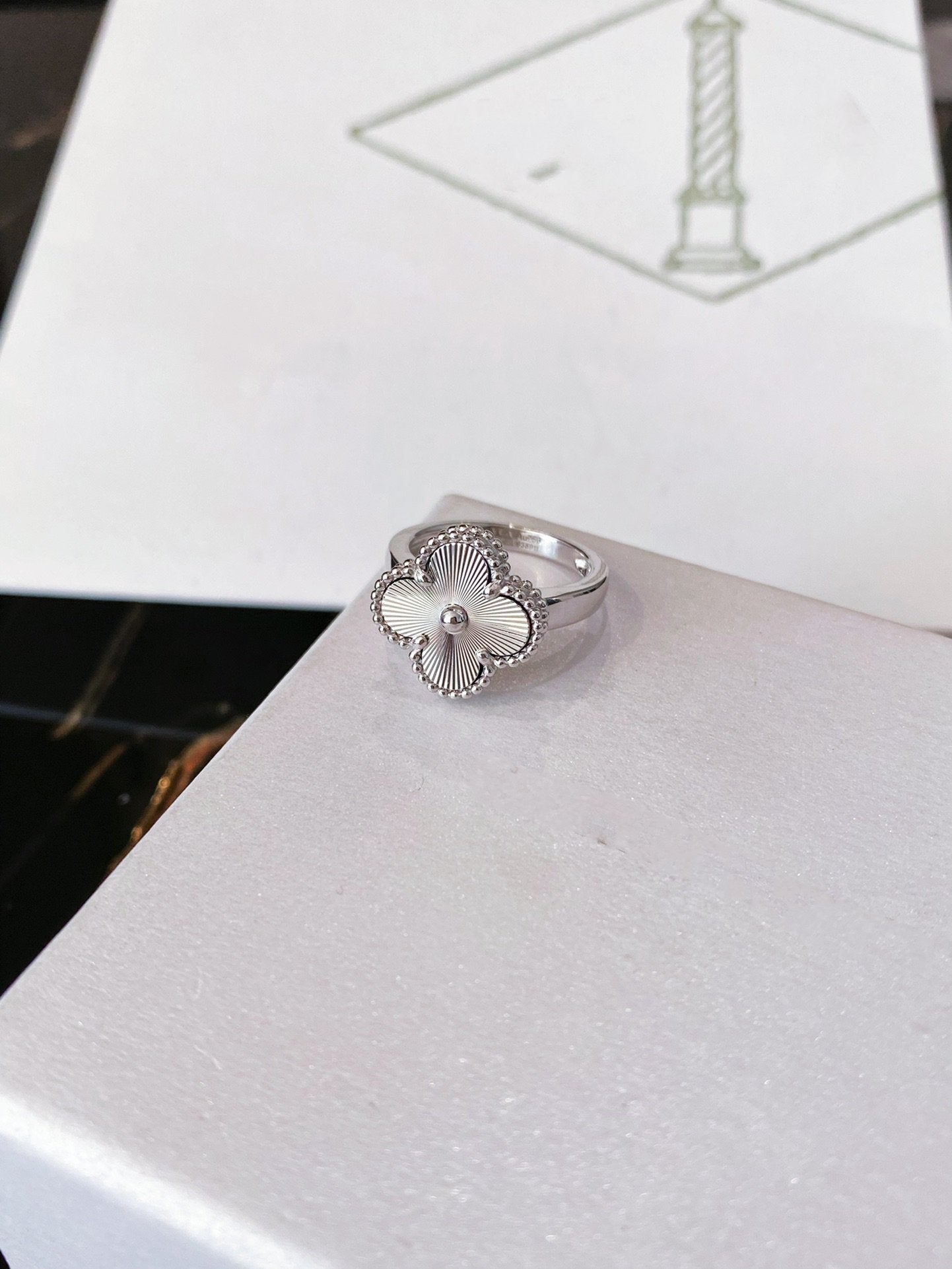 [Noble Aura jewelry]CLOVER SILVER RING