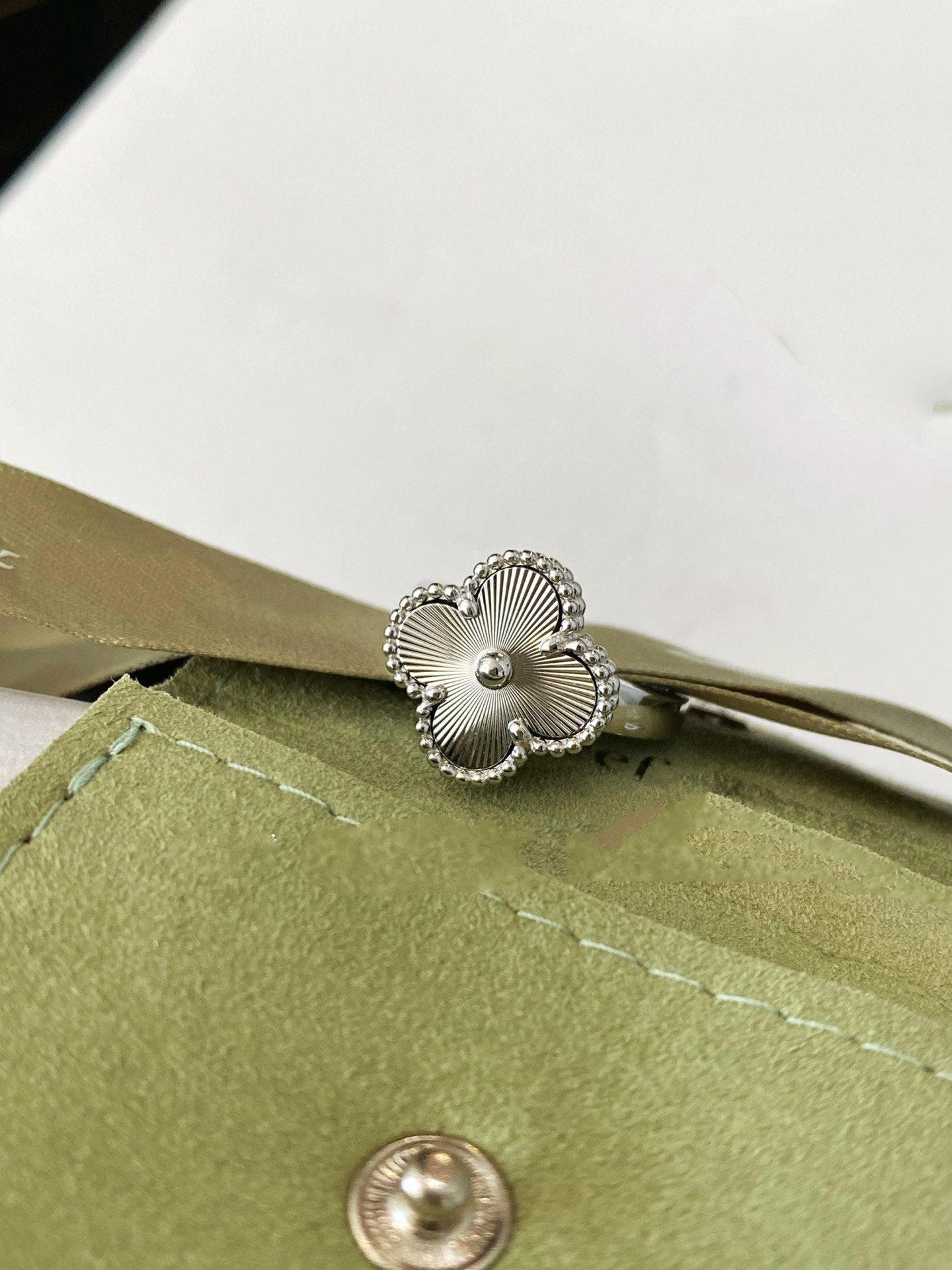 [Noble Aura jewelry]CLOVER SILVER RING