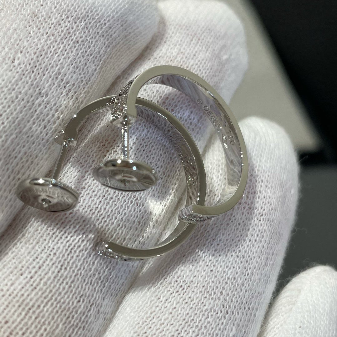 [Noble Aura jewelry]LOVE DIAMOND SILVER HOOP EARRINGS