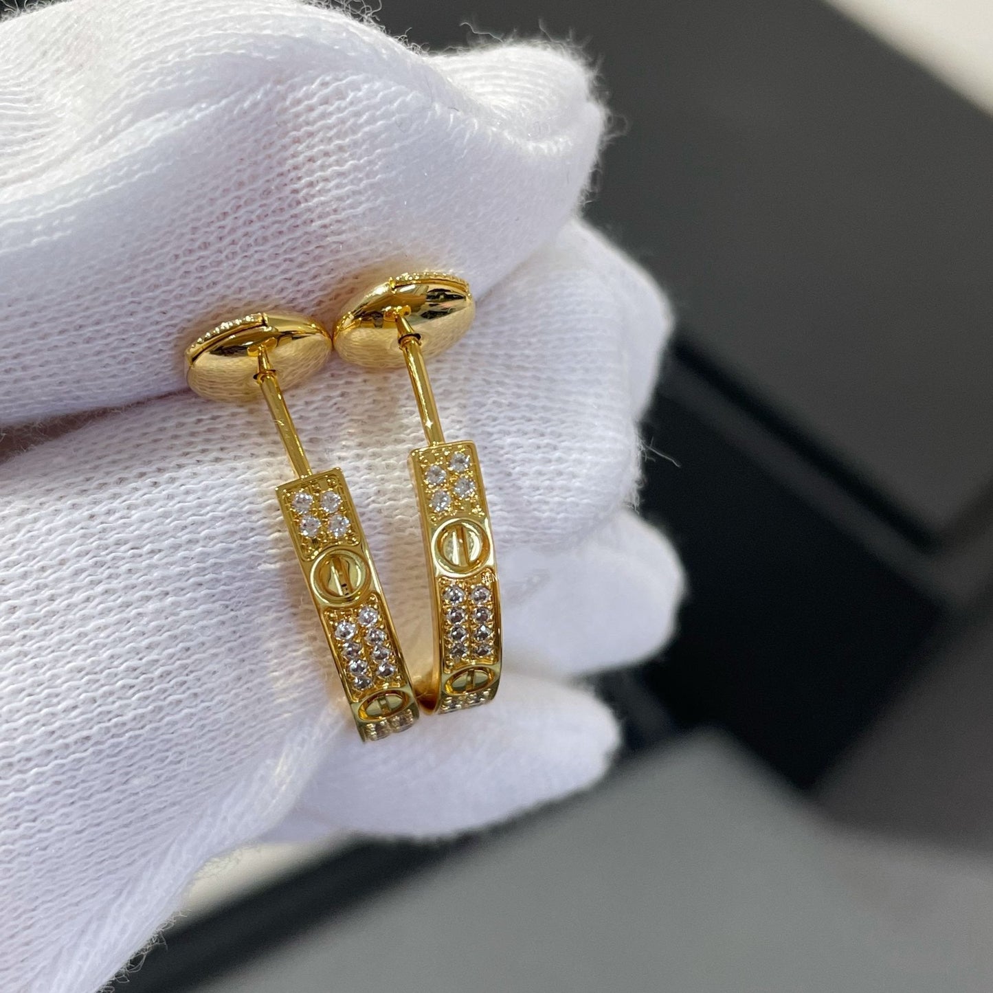 [Noble Aura jewelry]LOVE DIAMOND GOLD HOOP EARRINGS
