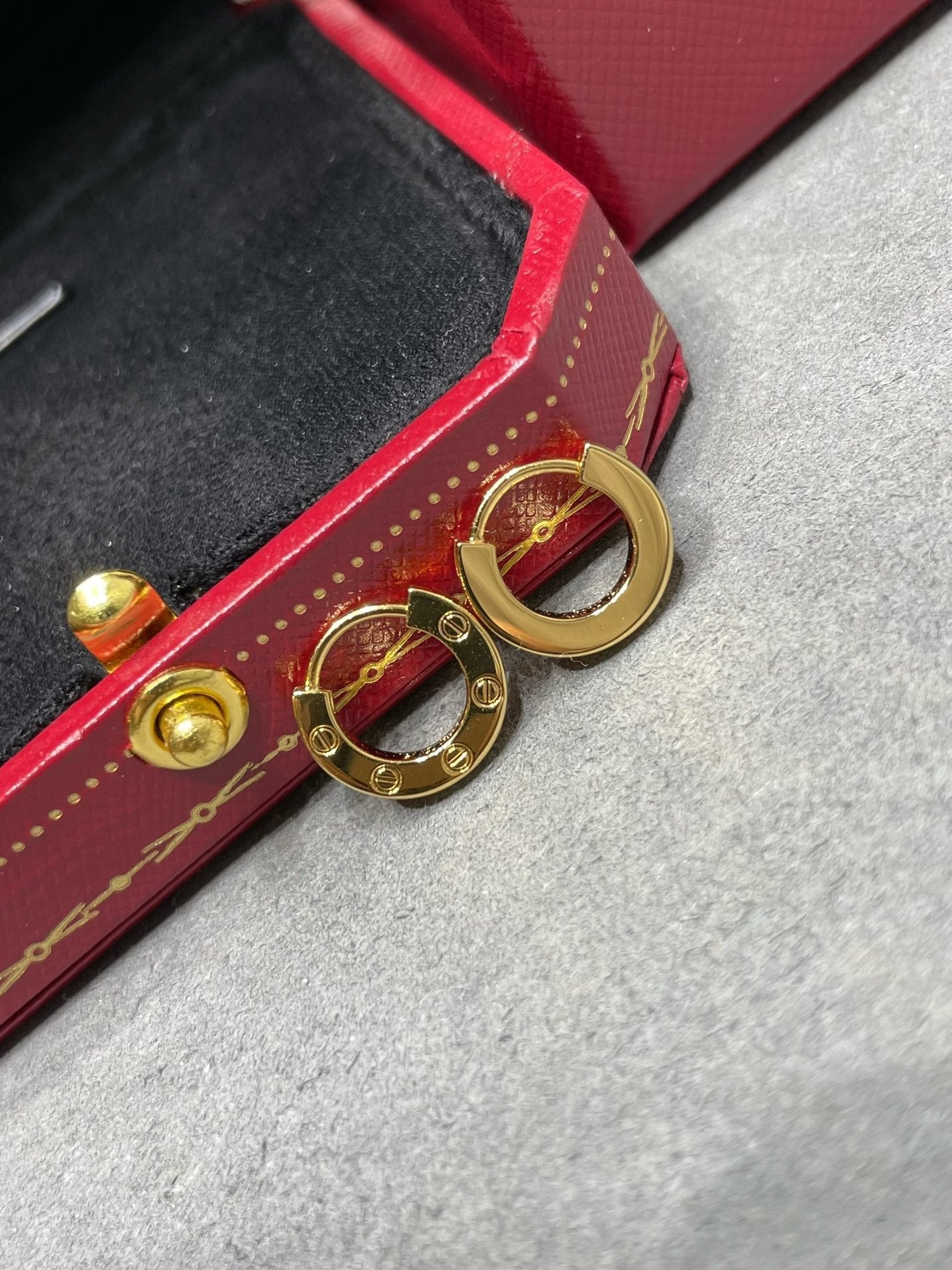 [Noble Aura jewelry]LOVE MINI EARRINGS